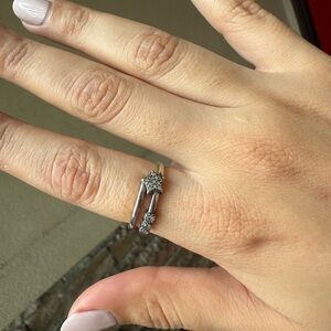 Elegant Silver Star Ring